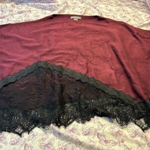 🪄Kate & Mallory Burgundy Knit Top with Lace Accent